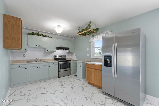 1085 Rice Lane, Church Hill, TN 37642