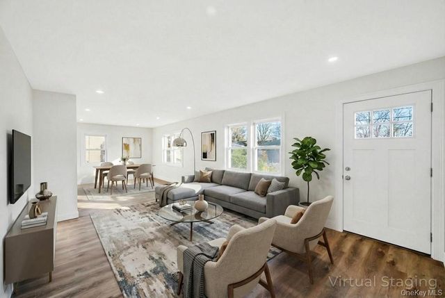 110 Monroe Avenue, Patchogue, NY 11772