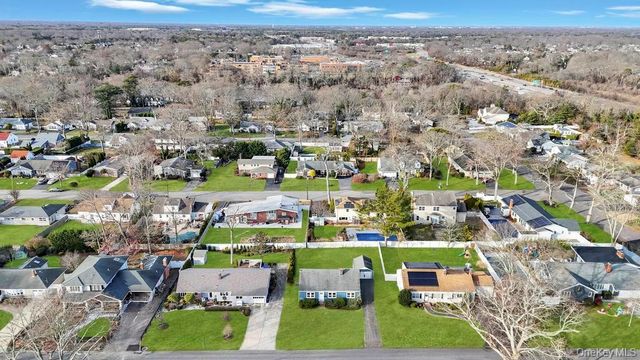 110 Monroe Avenue, Patchogue, NY 11772