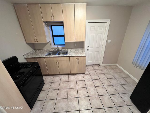 2620 N Stone Ave Apt 2, Tucson, AZ 85705
