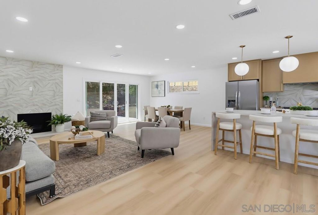 5478 Honors, San Diego, CA 92122 — photo 3