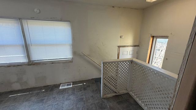 6438 Jefferson Avenue, Hammond, IN 46324