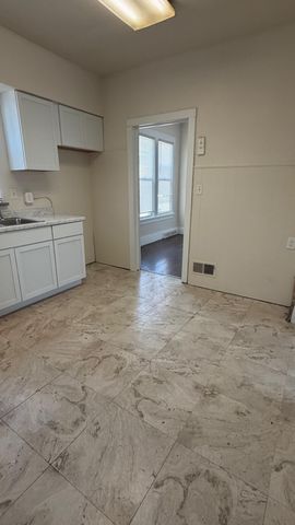 6438 Jefferson Avenue, Hammond, IN 46324