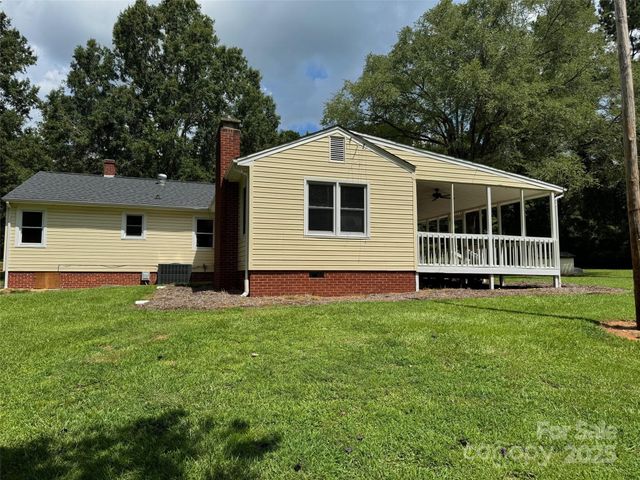 4141 Nc 109 Highway S, Wadesboro, NC 28170