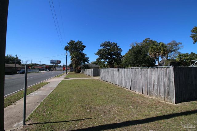 513 W Strong St, Pensacola, FL 32501