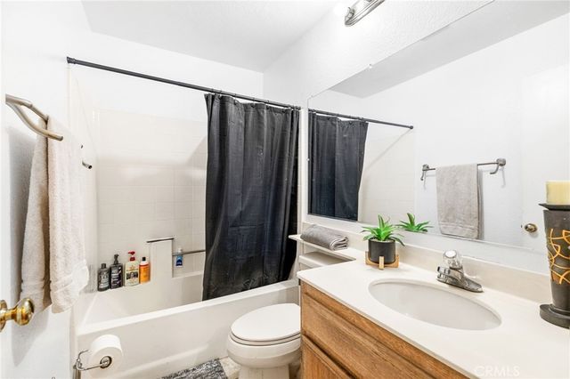 361 Wales Court, San Jacinto, CA 92583