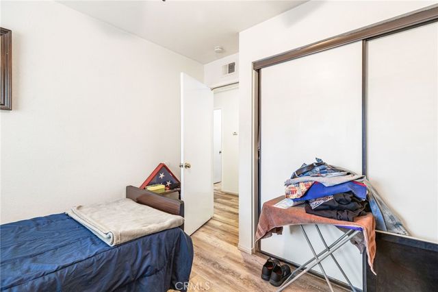 361 Wales Court, San Jacinto, CA 92583