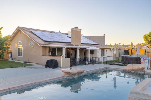 361 Wales Court, San Jacinto, CA 92583