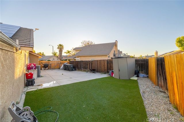 361 Wales Court, San Jacinto, CA 92583