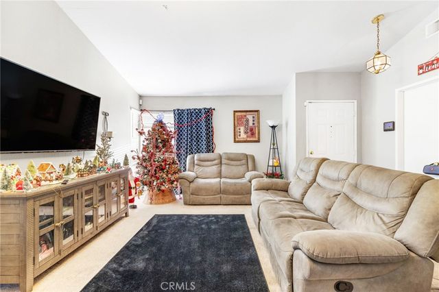 361 Wales Court, San Jacinto, CA 92583