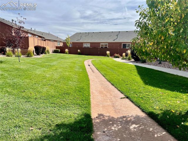 5468 Oak Spring Heights, Colorado Springs, CO 80923