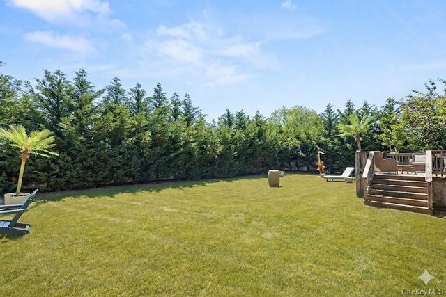 857 Milligan Lane, West Islip, NY 11795