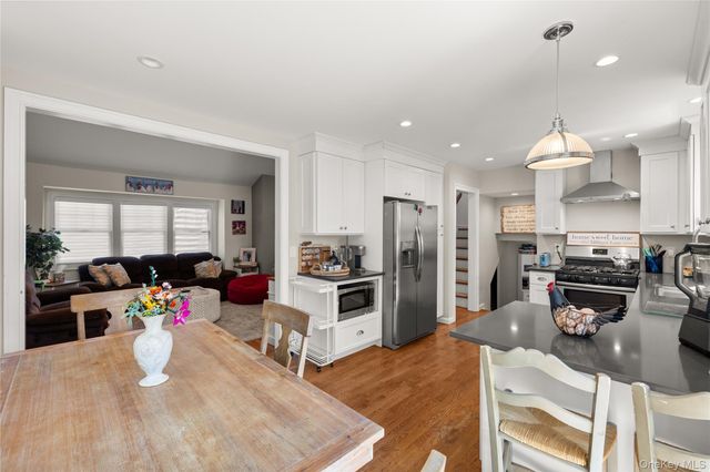 857 Milligan Lane, West Islip, NY 11795