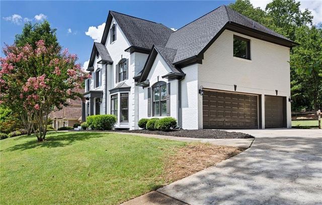 2065 Fairway Crossing Drive, Woodstock, GA 30188