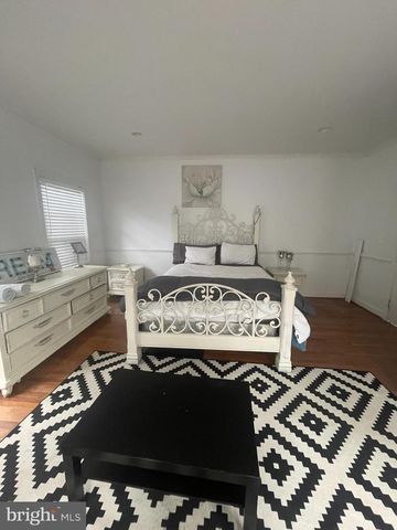 12530 POPES HEAD RD, Clifton, VA 20124