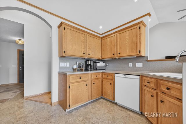 4230 Del Mar Court Sw, City Of Wyoming, MI 49418