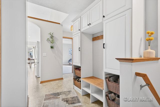 4230 Del Mar Court Sw, City Of Wyoming, MI 49418