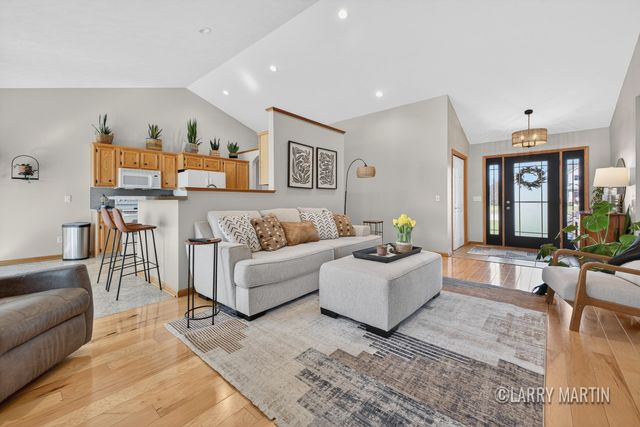 4230 Del Mar Court Sw, City Of Wyoming, MI 49418