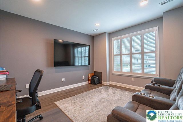3717 Loyal Lane, Easton, PA 18045