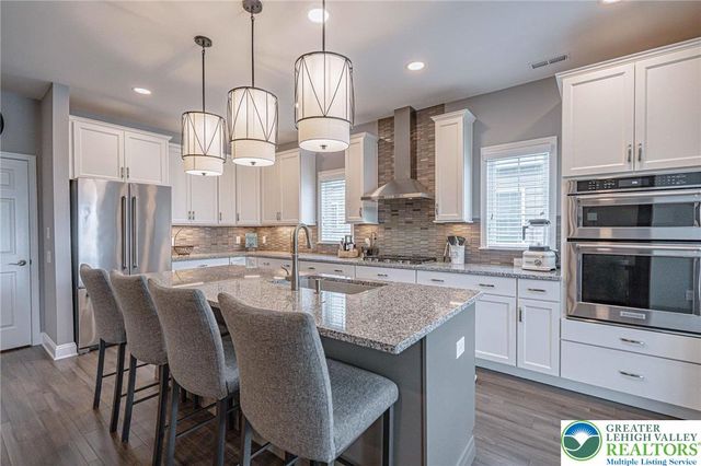 3717 Loyal Lane, Easton, PA 18045