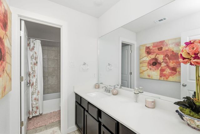 22604 Maidengrass LN, Lago Vista, TX 78645