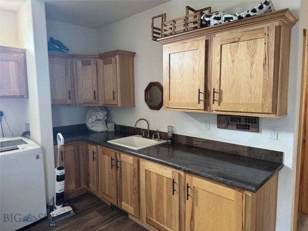 307 Howie Rd, Big Timber, MT 59011 photo 16