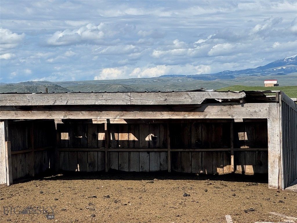 307 Howie Rd, Big Timber, MT 59011 photo 56