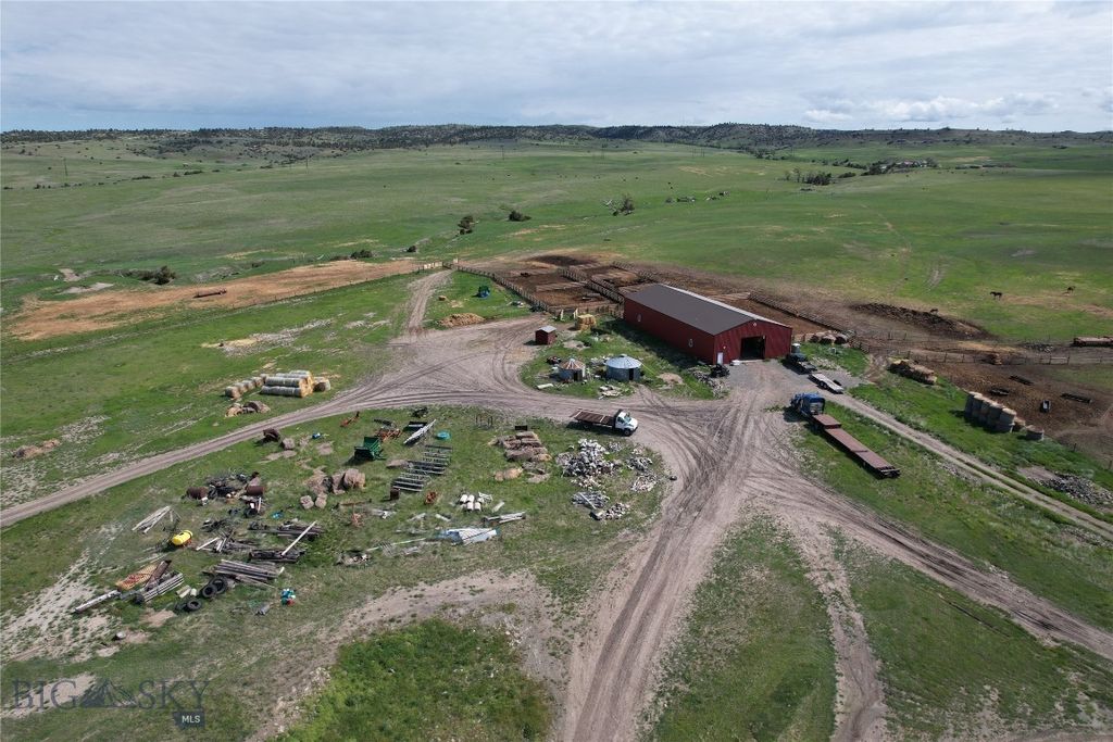 307 Howie Rd, Big Timber, MT 59011 photo 7