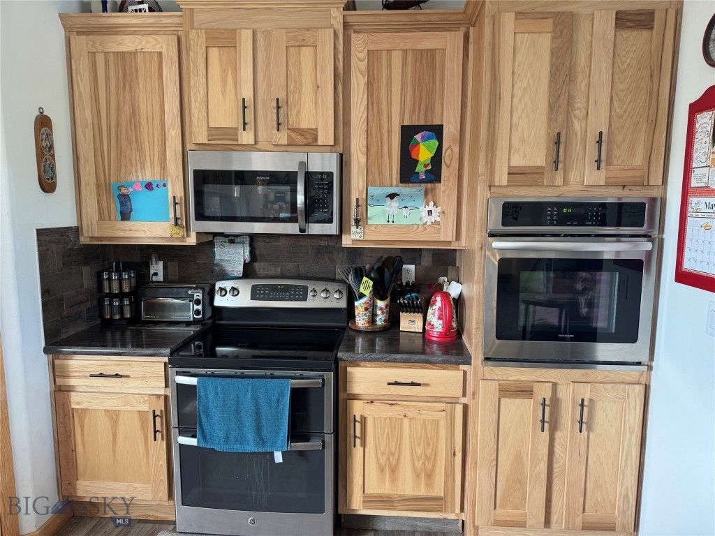 307 Howie Rd, Big Timber, MT 59011 photo 9