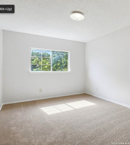13922 Villa Camino, San Antonio, TX 78233