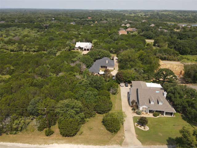32016 Dove Trail, Whitney, TX 76692