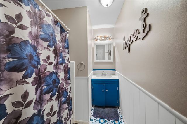 105 Lakeway Drive, Crockett, TX 75835