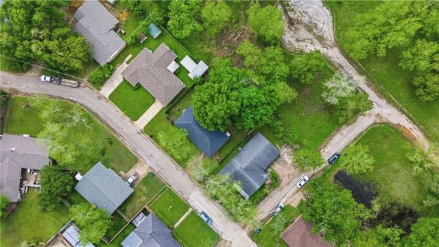 105 Lakeway Drive, Crockett, TX 75835