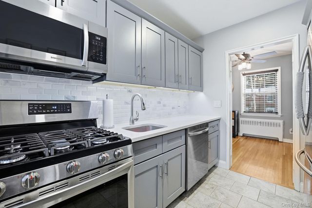 1 Fieldstone Drive 76, Hartsdale, NY 10530