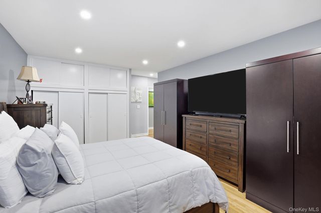 1 Fieldstone Drive 76, Hartsdale, NY 10530