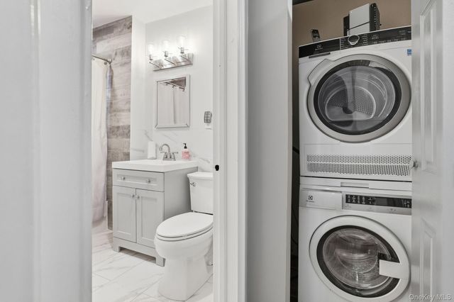 1 Fieldstone Drive 76, Hartsdale, NY 10530