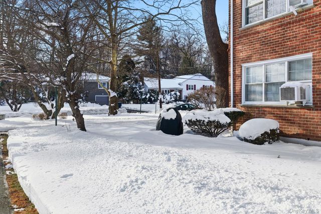 1 Fieldstone Drive 76, Hartsdale, NY 10530