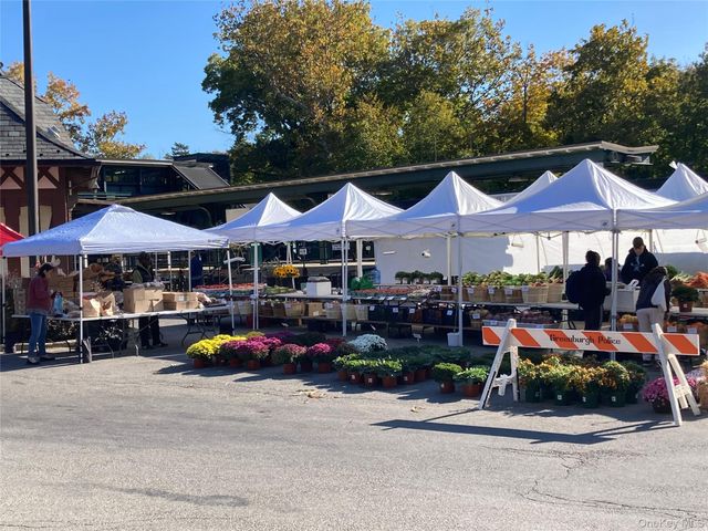 1 Fieldstone Drive 76, Hartsdale, NY 10530