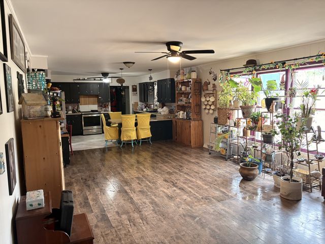 1307 Carroll Dr, Pulaski, TN 38478