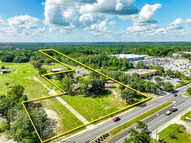 1368 US-331, Defuniak Springs, FL 32435