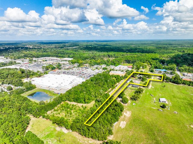 1368 US-331, Defuniak Springs, FL 32435