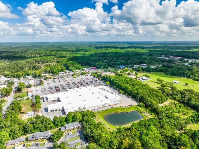 1368 US-331, Defuniak Springs, FL 32435