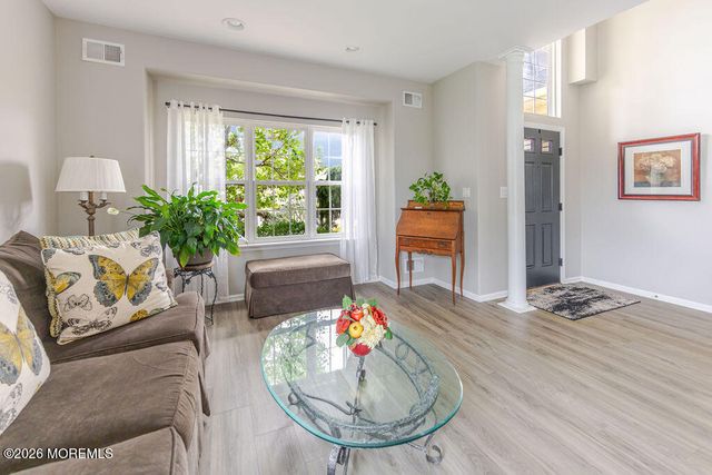 29 Valencia Drive, Manchester, NJ 08759