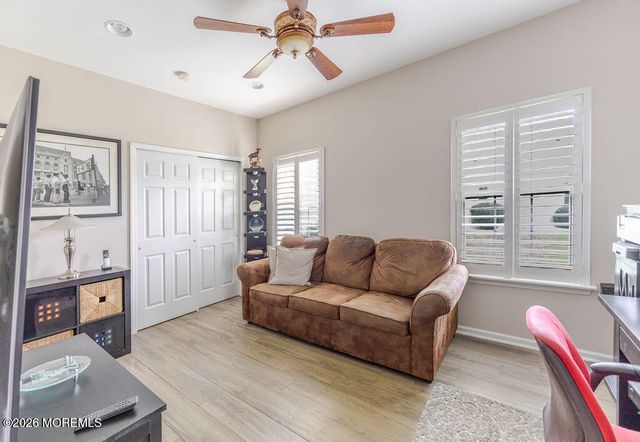 29 Valencia Drive, Manchester, NJ 08759