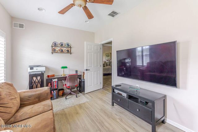 29 Valencia Drive, Manchester, NJ 08759