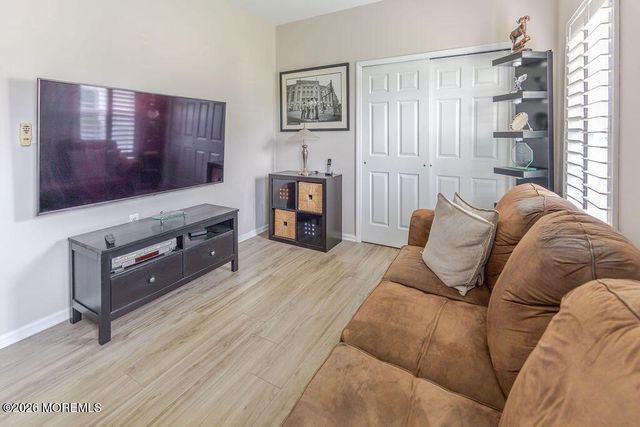 29 Valencia Drive, Manchester, NJ 08759