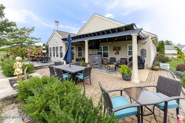29 Valencia Drive, Manchester, NJ 08759