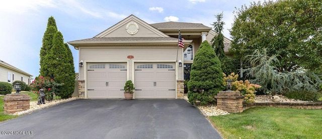 29 Valencia Drive, Manchester, NJ 08759