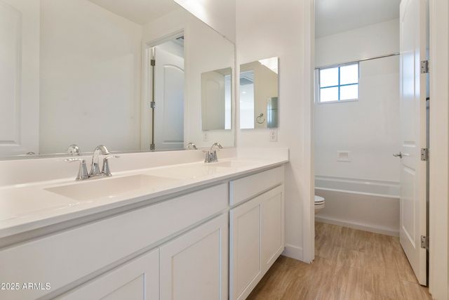 19033 W ROSE Lane, Waddell, AZ 85355