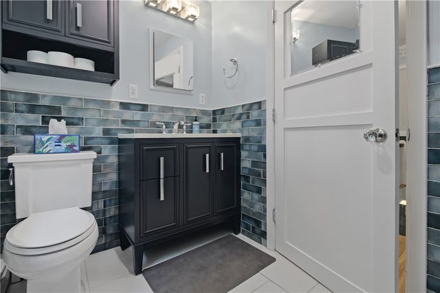 19 Cold Spring Street, Providence, RI 02906